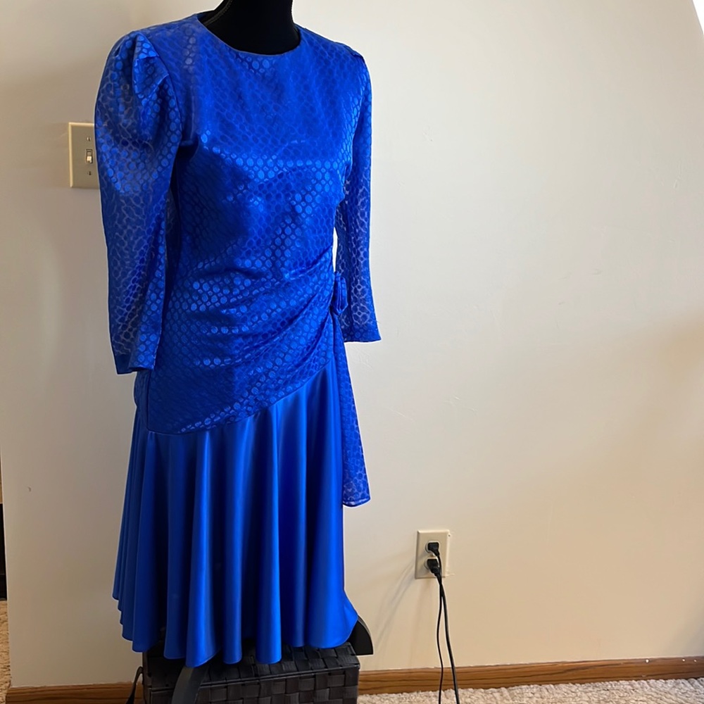Vintage royal blue TF dress. Size 10